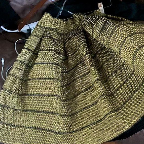 Fun Party Skirt! - Picture 1 of 10